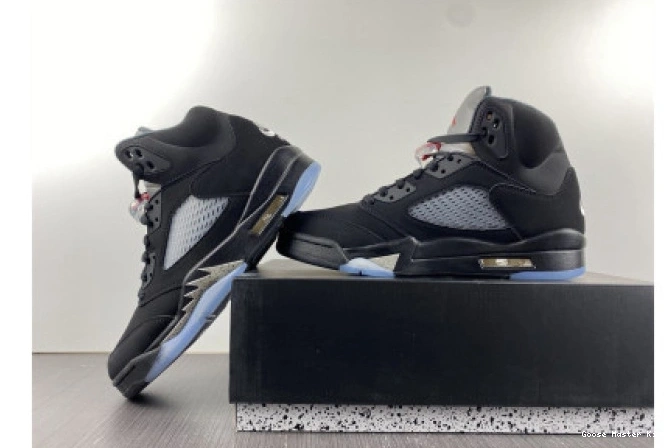 AIR JORDAN METALLIC BLACK (2016) 5 845035-003 0630